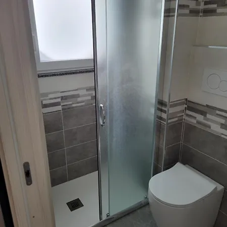 Il Da Un Oblo Apartment *